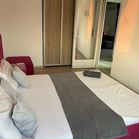 Luxuryapartentsforrentsrl 3 *