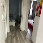 Luxuryapartentsforrentsrl 3 *